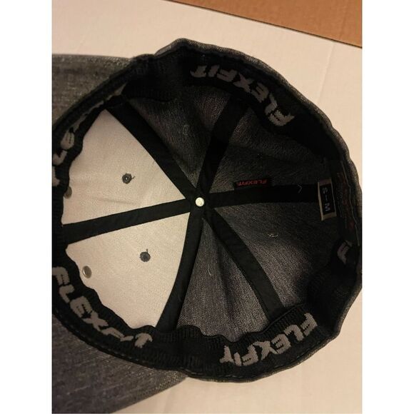 OAKLEY Mens Flexfit Hat S/M Baseball Cap Gray/Grey Logo Spellout - Picture 2 of 7